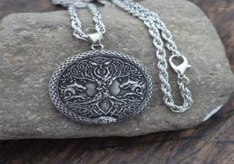 Collares colgantes 12pcs Collar de lobo de árbol de vida Ouroboros Viking Talisman Nórdico World Jewelry4290186