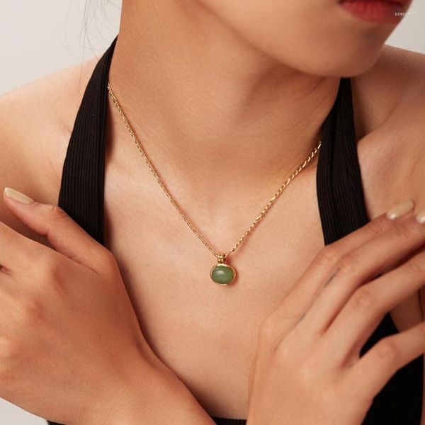 Pendentif Colliers 14K Vert Dongling Jade Rond Figaro Chaîne En Acier Inoxydable Collier Vintage Plaqué Or Clavicule Pour Les Femmes