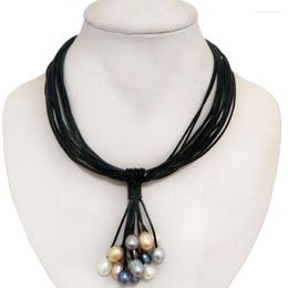 Hangende kettingen 17 inch 15 rijen zwart lederen koord multicolor ovale parel vrouwen hangende ketting