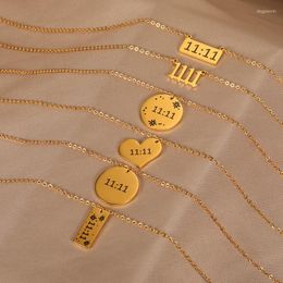 Collares colgantes Alfabeto de oro de 18 quilates Collar de número de ángel cuadrado Lucky 1111 Moda Corazón de acero inoxidable Moneda redonda Encantos Regalos de joyería