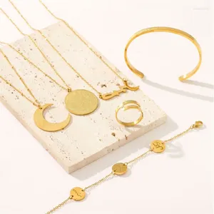 Collares colgantes Collar de símbolo árabe de acero inoxidable de oro de 18 quilates para mujeres Diseño de lujo Cadena de clavícula Luna Joyería islámica Neclaces