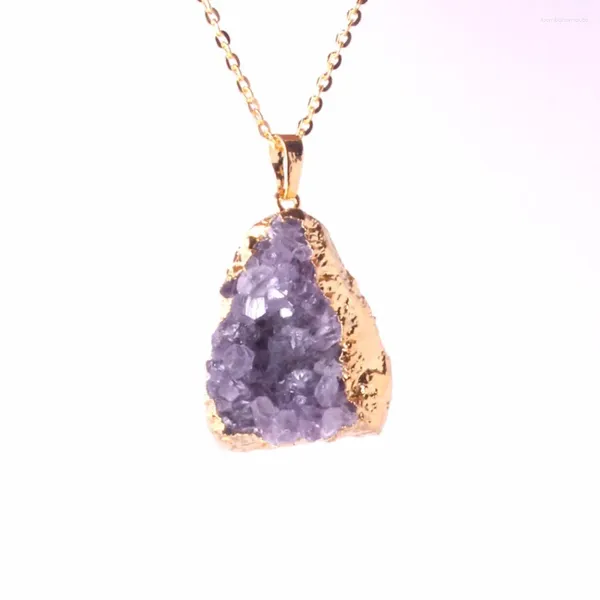 Colliers pendants 1pc Druzy Amethystes naturels irréguliers Amethystes doux Collier Bijoux Geode Purple Crystal Gem Agates