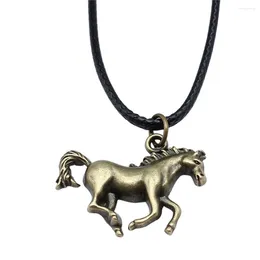 Colliers de pendentif 1pcs Charmes de cheval Chaînes pour femmes Accessoires Bijoux Fournitures Longueur de chaîne vintage 45 4cm