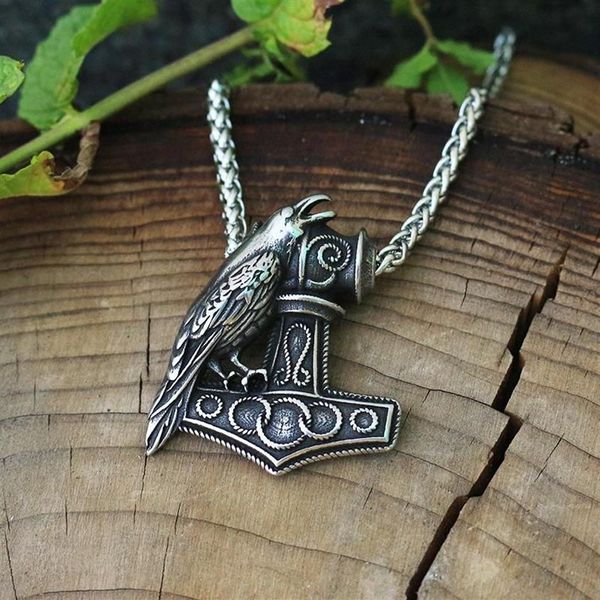 Collares colgantes 1 unids Hombres Acero inoxidable Viking Raven Nordic Pagan Collar Raven's Mjolnir Hammer250r