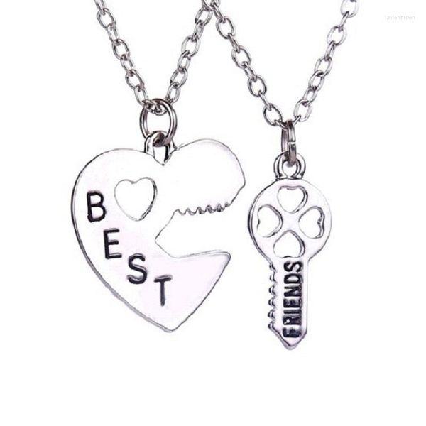 Collares colgantes 2 PCS / SET Friend Necklace Fashion Heart Splice Joint Key Lock Accesorios de joyería de metal Regalo para niños Amigos