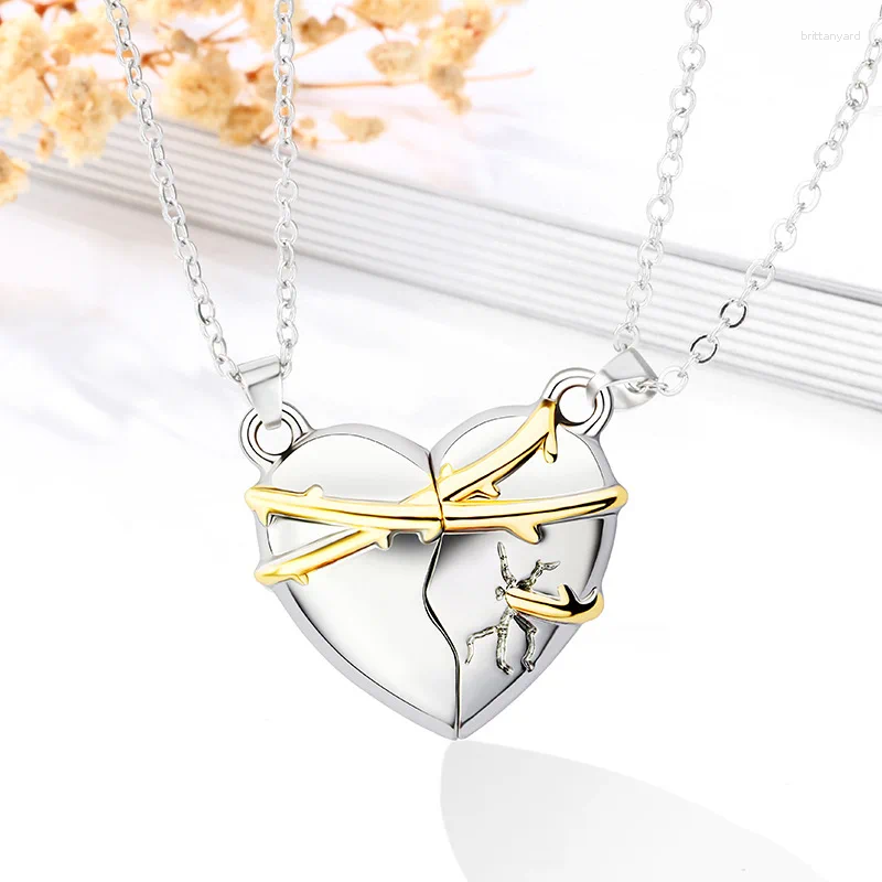 Pendant Necklaces 2 Pcs/Set Magnetic Couple Necklace Lovers Heart Break Long Distance Relationship Charm For Lover Men Womens