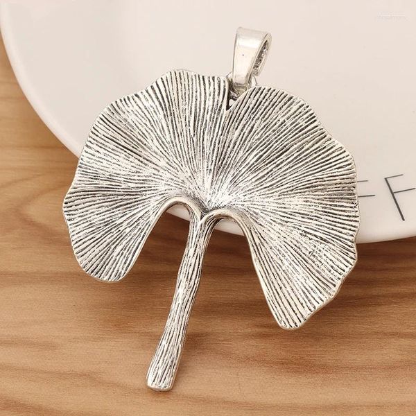 Colliers de pendentif 2 pièces de couleur argentée tibétaine grande ginkgo feuille charmes pendentifs pour collier de bricolage bijoux de fabrication accessoires