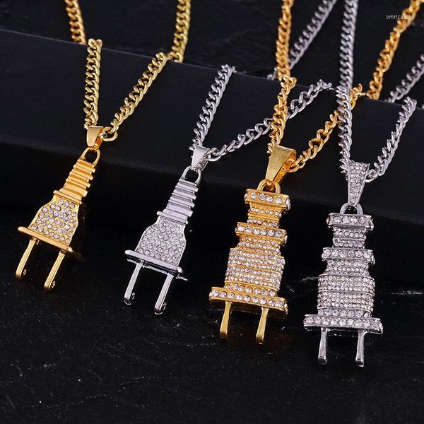 Collares pendientes 2023 colgantes con forma de enchufe eléctrico chapados en oro para hombres y mujeres, cadenas de dijes de Hip Hop, regalos de joyería de circonia cúbica ostentosa