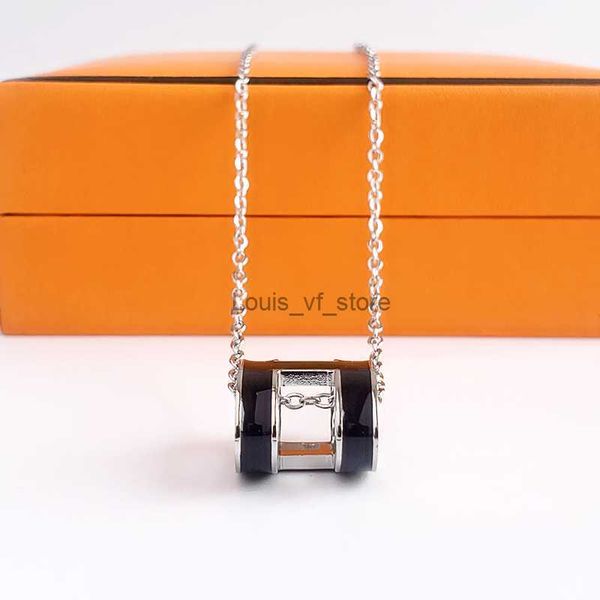 Collares colgantes 2024 Joyería de moda Collar de diseñador Mujeres de lujo Carta Clásico Colorfast Hipoalergénico 18k Cadenas Colgantes Stai D61j H24227