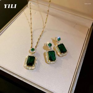 Hanger Kettingen 2024 Mode Vierkante Groene Kristal Ketting Voor Vrouwen Luxe Koreaanse Emerald Zirkoon Oorbellen Meisjes Partij Sieraden Set