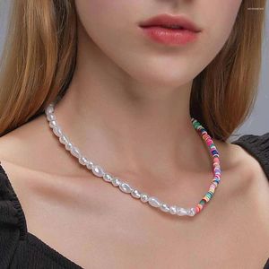 Collares colgantes 2024 Fashion White Imitation Pearl Choker Collar para mujeres Polimador colorido Beads de arcilla Collar Boho Joyas hechas a mano
