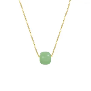 Pendentif Colliers 2024 Designs de luxe Jade Perles Charme Chaîne en acier inoxydable Collier Collier Hip Hop Bijoux pour femmes Hommes Cadeaux de fête