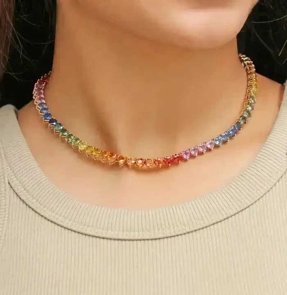 Collares colgantes 2024 Moda de lujo Arco iris Colorido Forma de corazón Pavimentado completo Cubic Zirconia Geométrica Cadena de tenis Gargantilla Collar de mujer Joyería Q240402