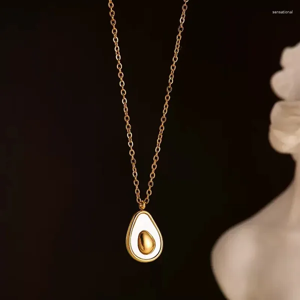 Collares colgantes 2024 Concha natural Collar de aguacate Cadena de clavícula Titanio Acero 18K Chapado en oro Mujer Vestido Gota