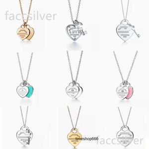 Hangertjeskettingen 2024 Hangertjeskettingen Klassiek 925 sterling zilveren ketting Dubbel hart Hangertjesketting Man Dames Feest Bruiloft Sieraden Hoge kwaliteit Y220314