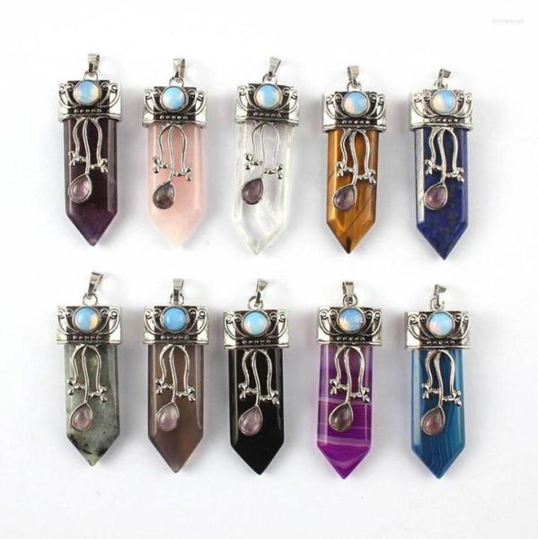 Colliers pendants 24 pièces Améthystes naturels Gemone GEMP Big Point Sword Forme Guérison Crystal Amulet Stone Pendants Bulk For8542695