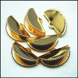 Colliers de pendentif 25pcs Cooper Pendants Couleurs dorées pour le filet ou la dentelle avec des boucles d'oreille Bijoux et composants accessoires 20 mm