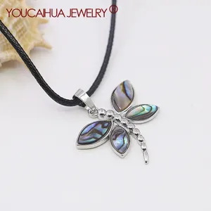 Pendentif Colliers 26x28mm Naturel Multicolore Coquillage Papillon Collier DIY Mini Alliage Coquillage Bijoux Conception Corde Chaîne Cadeaux De Fête