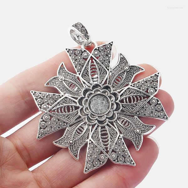 Pendentif Colliers 2pcs Antique Argent Couleur Grande Fleur Croix Charmes Avec 10mm Rond Blanc Cadre Pour Collier Marquage Bijoux Résultats