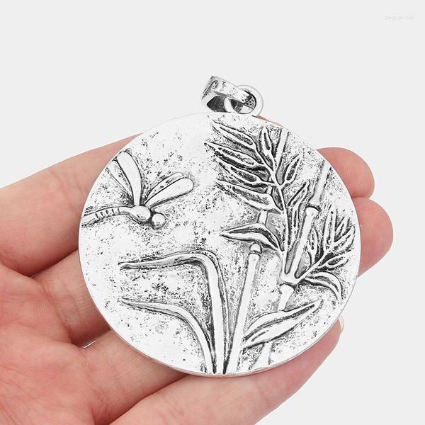 Pendentif Colliers 2pcs / pcs Antique Argent Couleur Libellule Reed Motif Bambou Rond Sculpture Charmes Pour Collier Fabrication De Bijoux Accessoires