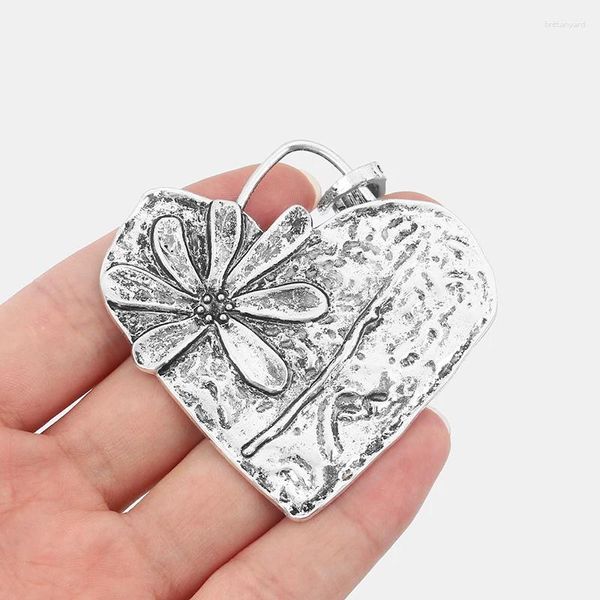 Pendentif Colliers 2pcs Tibétain Argent Grand Coeur Martelé Amour Sculpté Soleil Fleur Charmes Avec Bail Pour Collier De Bricolage Fabrication De Bijoux