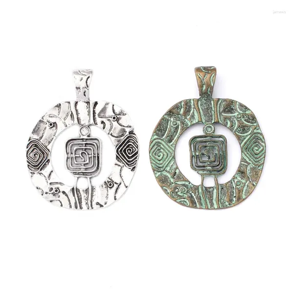 Colliers de pendentif 2pcs verdigris patine grande géométrie irrégulière creux spirale tourbillonnant charmes pendentifs pour le collier ethnique de la fabrication de bijoux