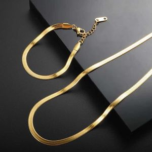 Colliers pendentifs 316L Collier de chaîne de serpents en acier inoxydable Ensemble pour femmes Unisexe Gold Collier en gros de bijoux imperméables J240516