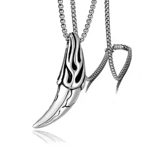 Pendentif Colliers Chaîne en acier inoxydable 316L Punk Fashion Spike Dominateur Fangs Collier