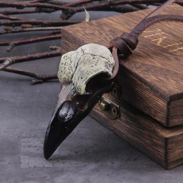 Pendentif Colliers 3D Goth Raven Skull Collier Résine Magpie Crow Poe Cadeau Gothique Halloween avec boîte en bois