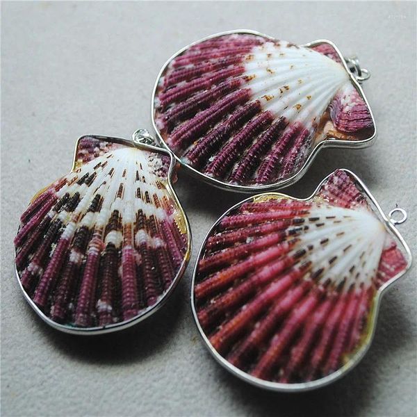Colliers de pendentif 3pcs Femmes Pendants Matières de coquille d'eau de mer naturelle 40x35 mm pour les bijoux de bricolage Faire de bonne qualité