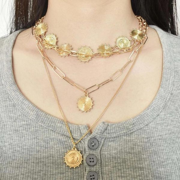 Collares colgantes Collar en forma de sol de moneda de oro de 4 capas para mujeres 2023 Tendencia Cadena clavicular Accesorios de joyería de encanto de moda