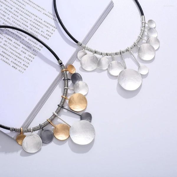 Colliers de pendentif 4 mm Collier de corde en cuir différents pendentifs ronds femmes bijoux en gros