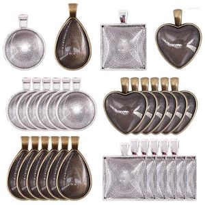 Hangende kettingen 48-stuks 4 stijlen Trays 24pcs rond vierkante hart traan en heldere glazen cabochon koepeltegels voor ambacht