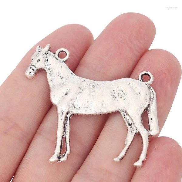 Pendentifs Colliers 5 X argent tibétain grand cheval martelé charmes pendentifs pour collier à faire soi-même fabrication de bijoux résultats accessoires 49x42mm