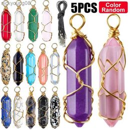 Pendentif Colliers 5pcs / Set Couleur aléatoire Multicolore Cristal Pierre Chakra Pendentifs Collier en cuir noir Quartz Bullet Forme