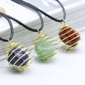 Pendentif Colliers 6pcs / lot Collier de pierres précieuses Collier de cristal naturel Guérison de la joie Richesse Abondance dynamise les bijoux du chakra du nombril