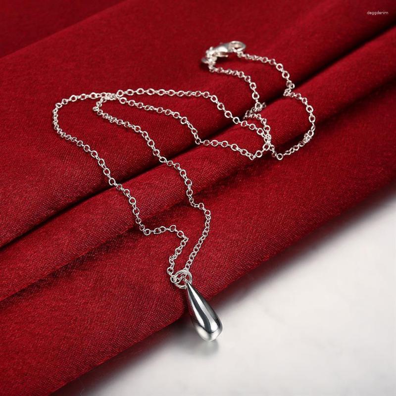 Naszyjniki wiszące 925 Stamp Srebrny naszyjnik biżuteria Moda dość wysoka jakość dla kobiet Lady Drop Chain