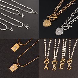 Pendentif Colliers A-Z Collier en acier inoxydable pour femmes 26 Lettre Petite Bling Girl Chaîne Collier Gold Zircon Bijoux Cadeau