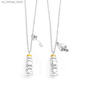 Colliers de pendentif Alice au pays des merveilles Médecine magique Bottle Collier Pendant Collier Collier Kawaii Choker pour cadeaux240408