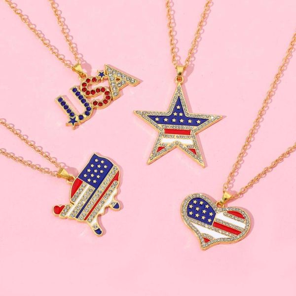 Colliers pendants Gifts patriotiques drapeau américain pour les femmes. Visibles dans quatre style différent (USA Heart Star Map)