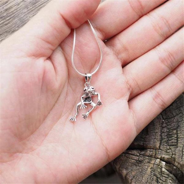 Colliers pendants Collier de grenouille de couleur argentée ancienne pour femmes Nation classique grenouilles animaux Party Piercing Fashion Bijoux A983