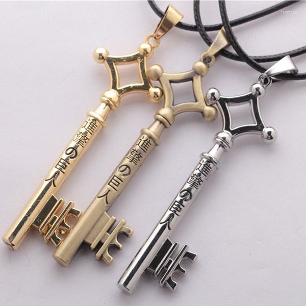 Collares pendientes Anime ataque en collar Metal Eren clave gargantilla encanto Cosplay joyería juguete figura Shingeki No Kyojin regalos