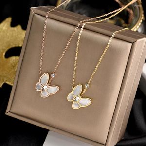 Colliers pendentifs ARADOO Naturel Deep Sea White Shell Papillon Collier Titane Acier Lumière De Luxe Plaqué Or 18K Clavicule