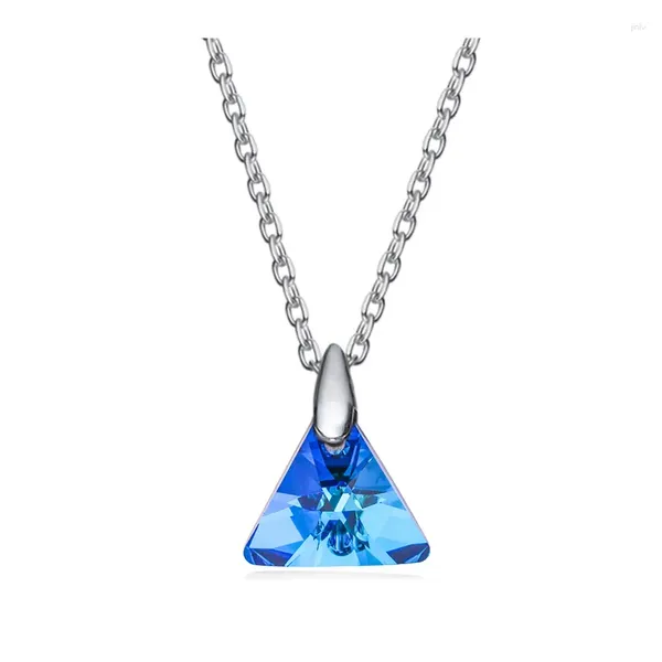 Pendentif Colliers Baffin Mini Triangle Collier Cristaux d'Autriche Éléments Couleur Argent Pour Femmes Enfants Simple Bijoux