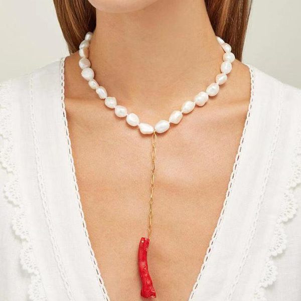 Collares colgantes Collar de perlas largas barrocas Red Coral Ketting Accesorios de moda de lujo para mujeres Agregar encanto Gargantilla Regalo de Navidad