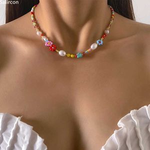 Hangende kettingen barokke gesimuleerde parels schattige bloemen kleurrijke handgeweven kralen Korte sleutelbeen ketting choker ketting voor vrouwen meisjes sieraden Q240525