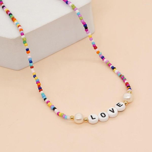 Collares colgantes Collar con cuentas Las letras Amor Perla Moda Simplicidad Bohemia Tejido a mano Cuenta de arroz ajustable