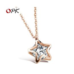 Hangende kettingen BG132 STAR DIAMAND ketting Koreaanse versie van titanium staal vergulde roségouden vijfpunten vrouwelijke sleutelbeenketen JE DH7X9