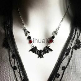 Pendentif Colliers Colliers de chauve-souris noires bijoux gothiques perles de cristal cadeaux d'horreur sur le thème d'Halloween x1009
