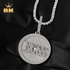 Pendentif Colliers BLING KING Nom Personnalisé Pendentif Rotatif Rap Style Hommes Collier Micro Boutique CZ Toute Couleur Alphabétique Hip Hop Bijoux 230704